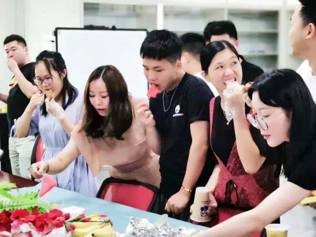 熱烈慶祝康利邦團(tuán)隊(duì)達(dá)成業(yè)績目標(biāo)